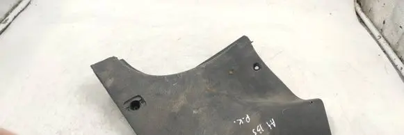 Foot area side trim