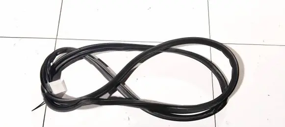 Mazda 2 Rubber seal front coupe door 