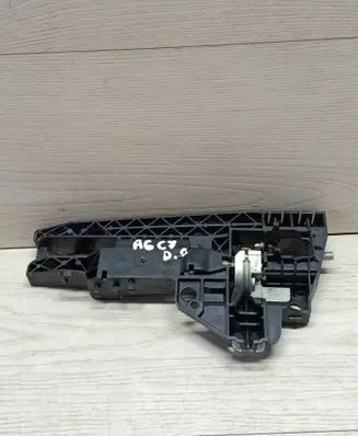 Audi A6 S6 C7 4G Rear door exterior handle/bracket 4H0837886