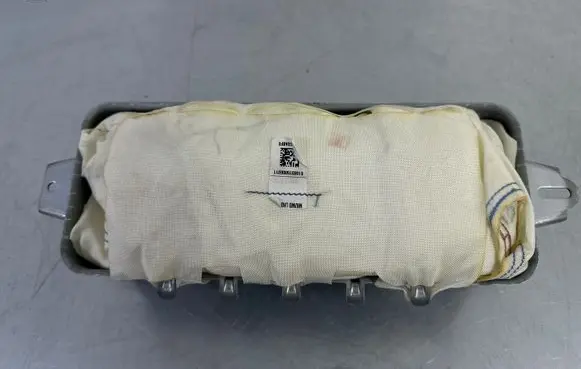 Jeep Grand Cherokee Passenger airbag PT11120