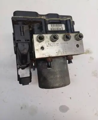 Opel Meriva A ABS Pump 5389L8210208 13276463 0265234696