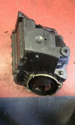Mercedes-Benz E W211 Fuse box cover 2115400324