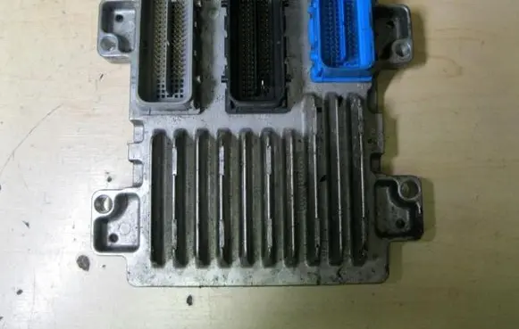 Opel Astra J Engine control unit/module 12649905AA7Y
