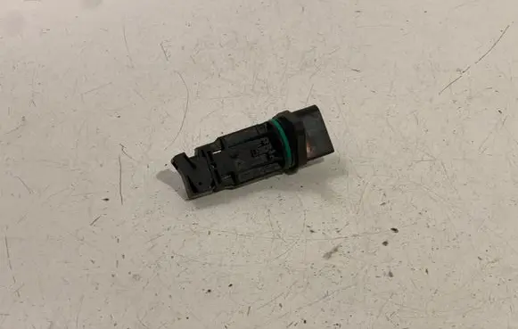 Volkswagen PASSAT B5.5 Mass air flow meter 00C2G2049