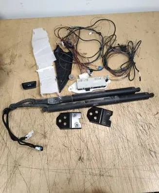 BMW X5 F15 Tailgate hydraulic set 7435754 61139132863 18202210