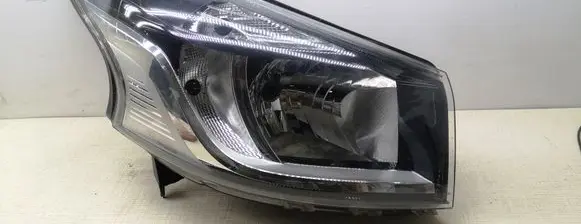 Renault Trafic III (X82) Headlight/headlamp 260109424R