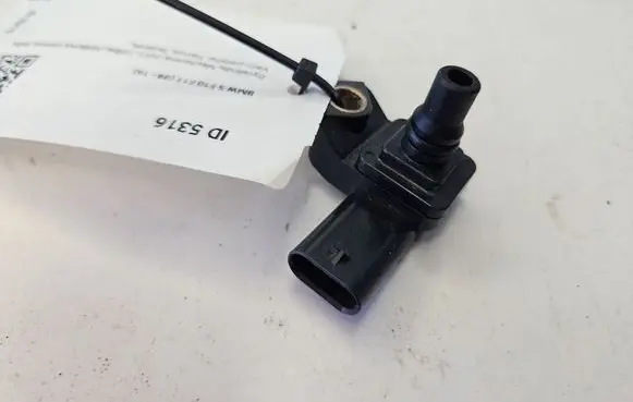 BMW 5 F10 F11 Air pressure sensor 7804742