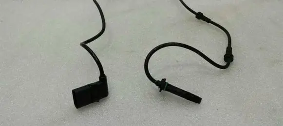 Mercedes-Benz C W205 ABS brake wheel speed sensor A2059058003