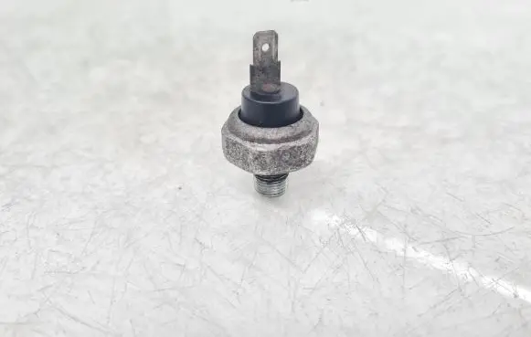 Toyota GT 86 Oil pressure sensor 