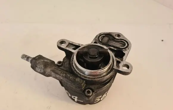 Peugeot 807 Vacuum pump D1431B0050