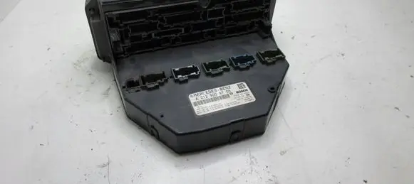 Mercedes-Benz C AMG W204 Fuse module A2129009705
