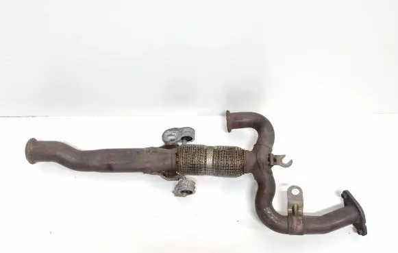 Chrysler Pacifica Muffler pipe connector clamp 