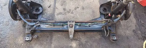 Renault Laguna III Rear axle beam 