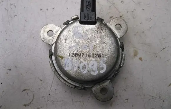 Ford Focus Turbo solenoid valve CM5G6M280FA BV095