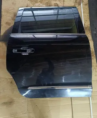 SsangYong Rodius Rear door