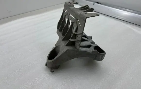 Tesla Model 3 A/C compressor mount bracket 150644300D CFQ212661A0297