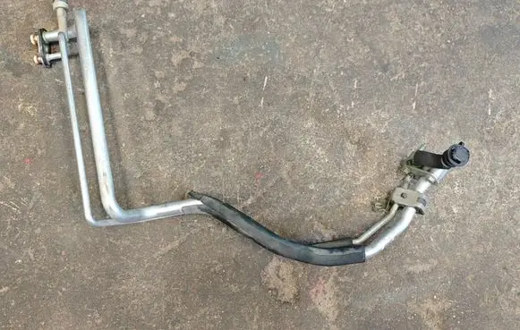 Volvo V40 Air conditioning (A/C) pipe/hose