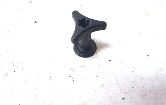 Dacia Logan I Other exterior part 7703041042