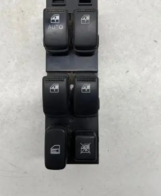 KIA Sorento Electric window control switch