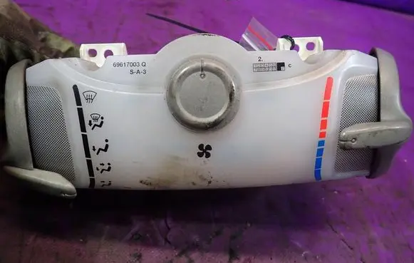 Citroen C1 Climate control unit 