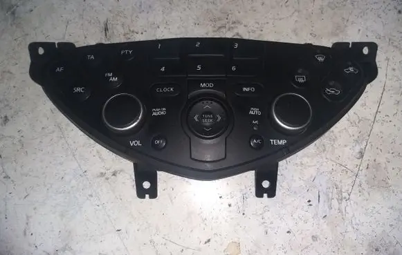 Nissan Primera Climate control unit 28395AV600
