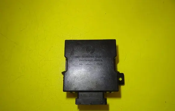 Lancia Lybra Window wiper relay 46549046