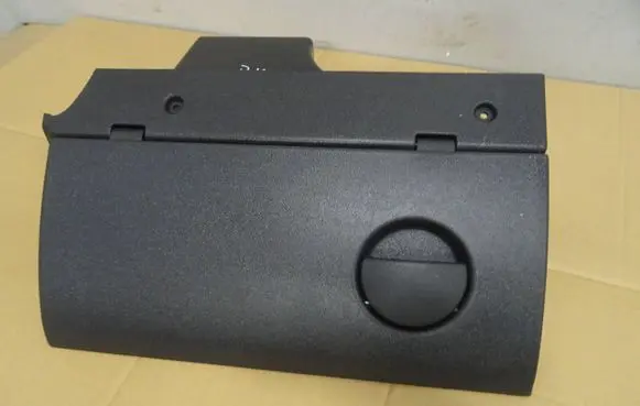 Opel Corsa C Glove box