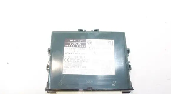 Lexus GS 250 350 300H 450H Keyless (KESSY) go control unit/module 8999030280