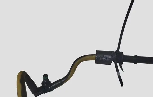 Renault Master III Fuel return line/hose 8200890122