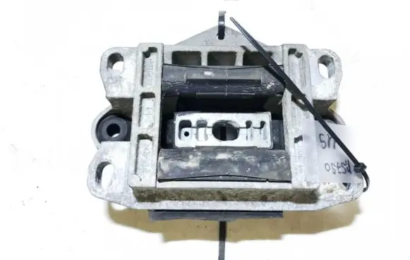 Ford Mondeo Mk III Engine mount bracket 1s717m122 1s71-7m122