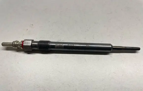 Volkswagen Touareg II Glow plug 059963319AB