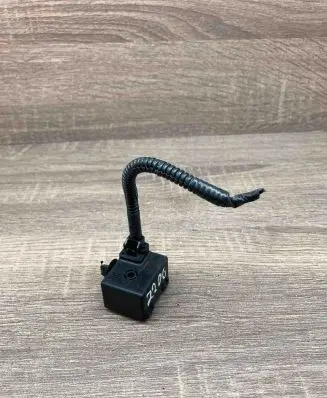 Lexus IS 220D-250-350 Sensor 8665248010 0689003980