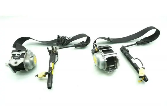 Jeep Renegade Front seatbelt 