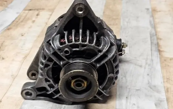 Toyota Corolla E120 E130 Generator/alternator 270600D030B 0124315024 14V80A