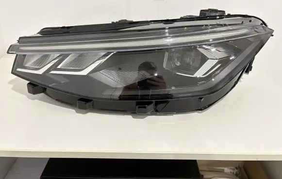Volkswagen PASSAT B9 Headlight/headlamp 3J1941005