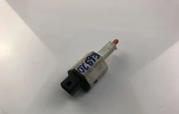 Renault Megane III Other switches/knobs/shifts 253200005R