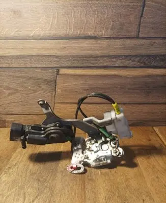 Citroen C1 Front door lock