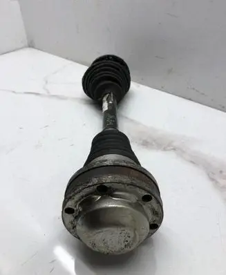 Volkswagen Golf V Front driveshaft