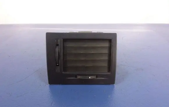 Opel Meriva A Dashboard side air vent grill/cover trim 13107751