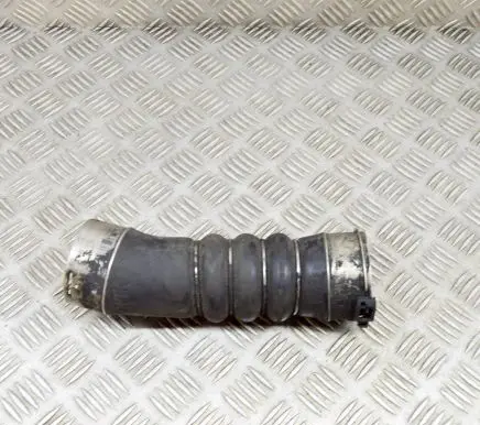 BMW 5 F10 F11 Intercooler hose/pipe 7800144