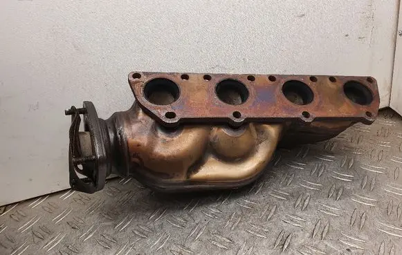 Audi A8 S8 D3 4E Exhaust manifold 077253033AB