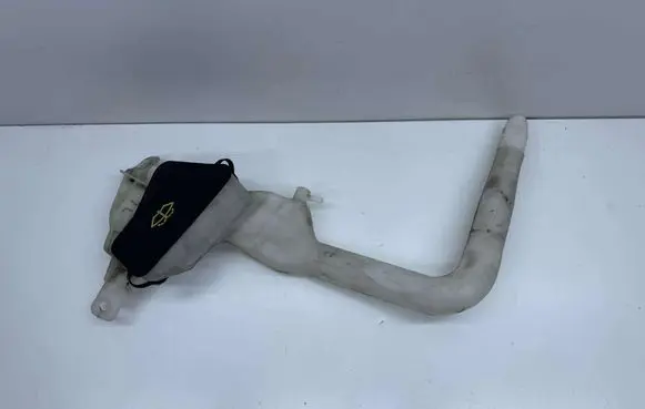 Mercedes-Benz E W211 Windshield washer fluid reservoir/tank 2118600064
