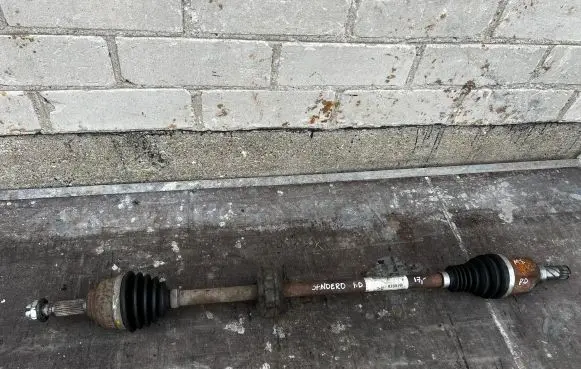 Dacia Sandero Front driveshaft 391007857R