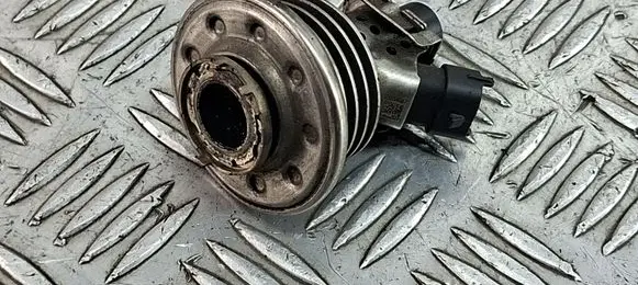 Jaguar XE AdBlue injector FX23189E3AA