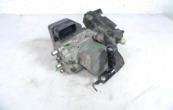 Mazda 6 ABS Pump GHR1437A0