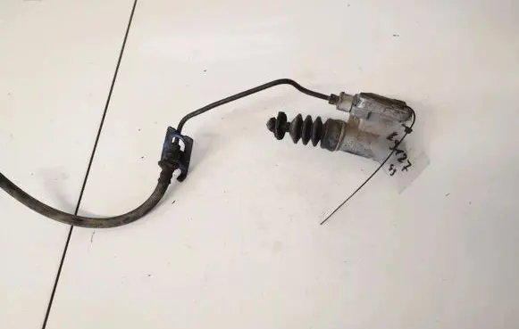 Clutch master cylinder