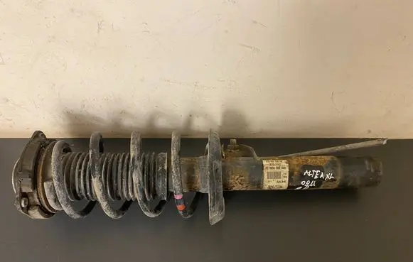 Seat Altea XL Front shock absorber with coil spring 1T0413031HE SE35XV047 824904004440