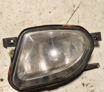 Mercedes-Benz E W211 Front fog light A2118200556 1B00827501