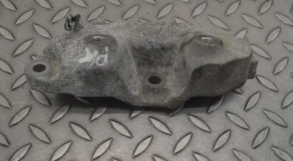 Land Rover Range Rover Evoque L538 Engine mounting bracket EJ327M125AA