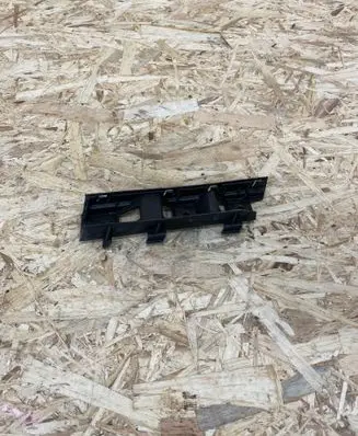 Volkswagen PASSAT B6 Front bumper mounting bracket 3C0807183